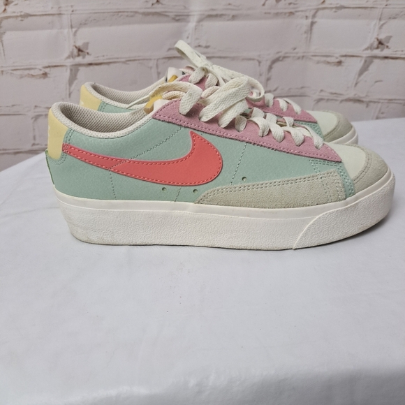Nike Blazer Low Platform "Seafoam " shoes - Picture 2 of 11